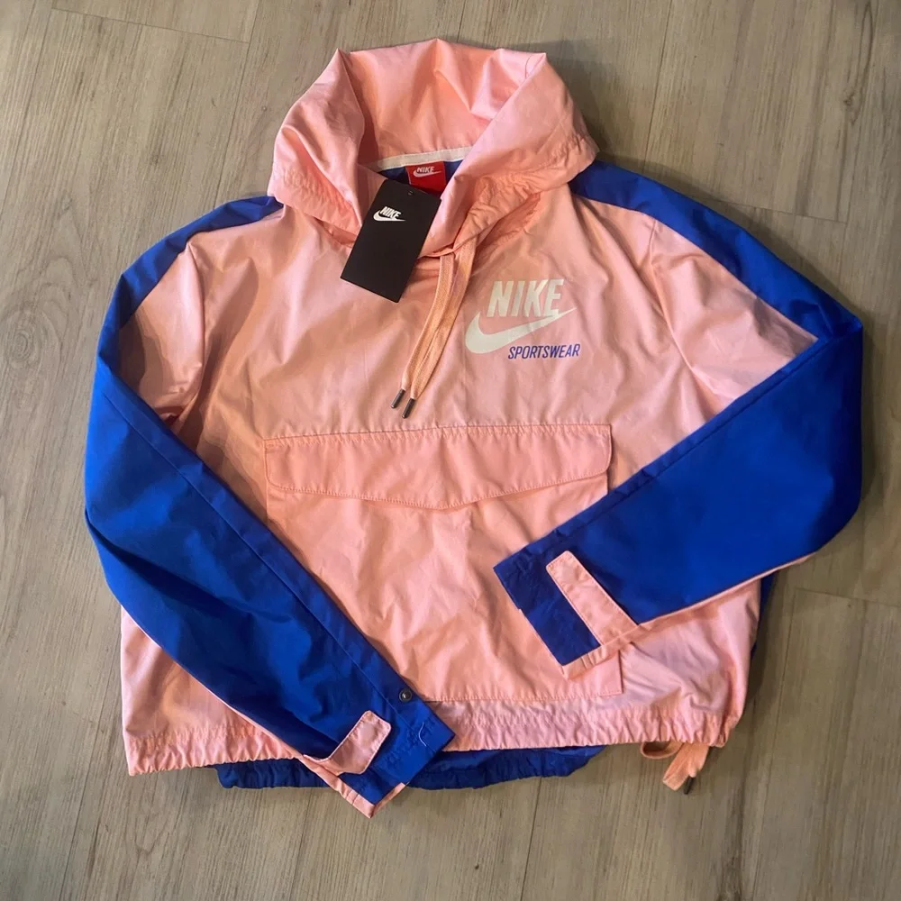 NWT Nike Pullover Windbreaker - Picture 1 of 3